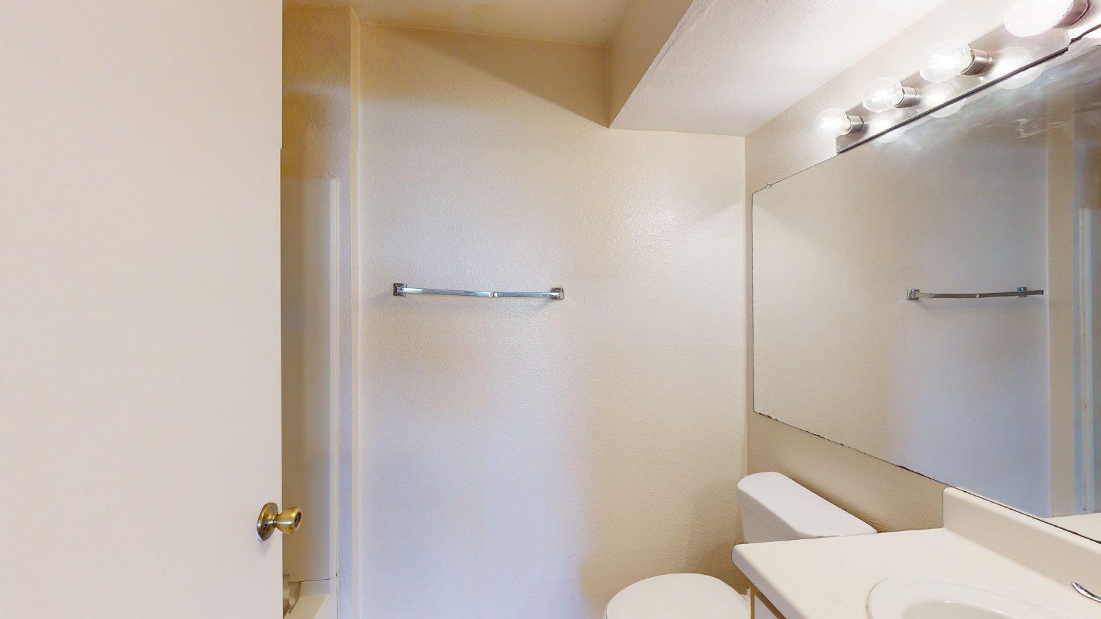 Suite C property image